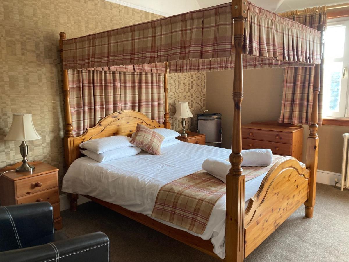 The Panmure Arms Hotel Edzell Bagian luar foto